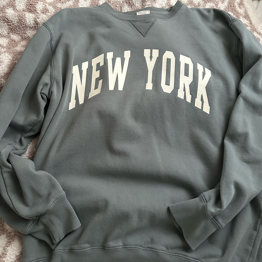 Brandy melville crewneck